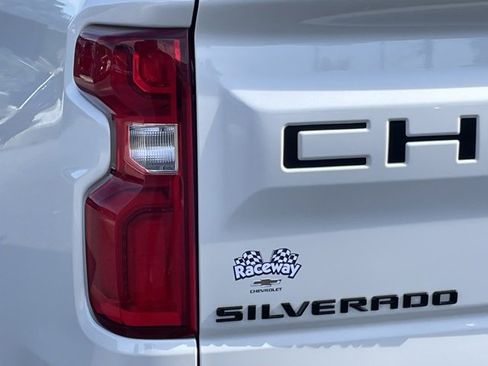 Certified 2021 Chevrolet Silverado 1500 High Country w/ Safety Package II image 22