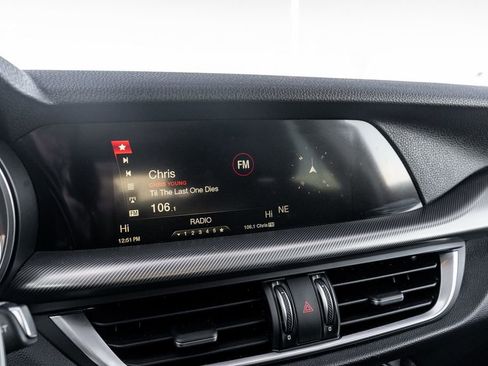 Used 2018 Alfa Romeo Stelvio Sport w/ Quick Order Package 22J Sport image 31