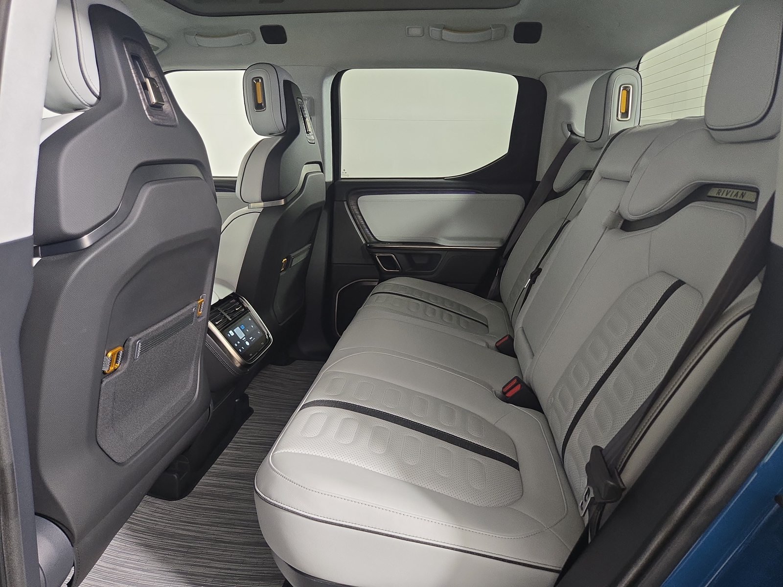 Used 2022 Rivian R1T Launch Edition AWD/4WD image 21