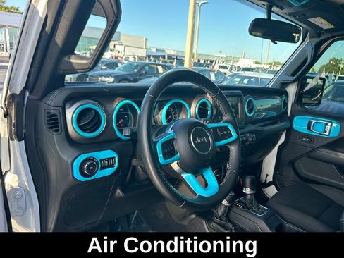 Used 2021 Jeep Wrangler Unlimited Sahara w/ Safety Group AWD/4WD image 11