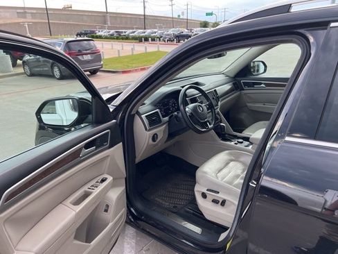 Used 2019 Volkswagen Atlas SEL Premium AWD/4WD image 11
