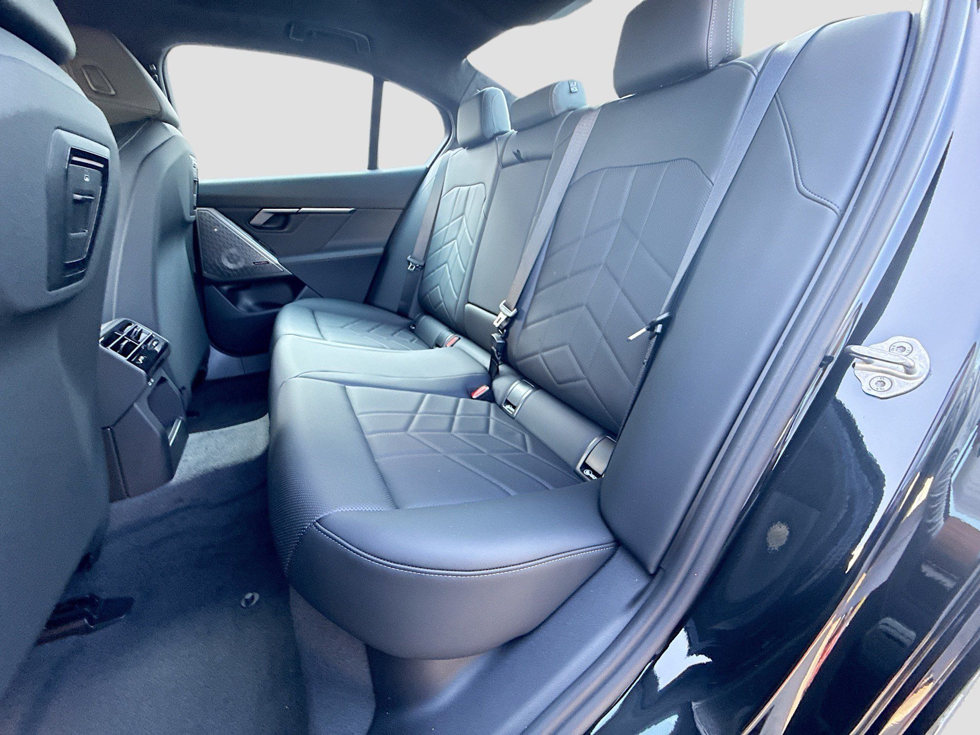 New 2027 BMW 530i w/ M Sport Package RWD image 21