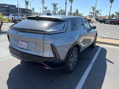 Used 2024 Cadillac Lyriq Sport AWD/4WD image 2