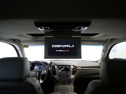 Used 2016 GMC Yukon Denali w/ Open Road Package AWD/4WD image 31
