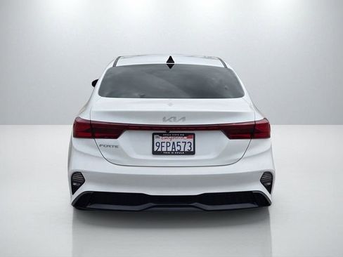 Used 2023 Kia Forte LXS w/ LXS Technology Package image 5