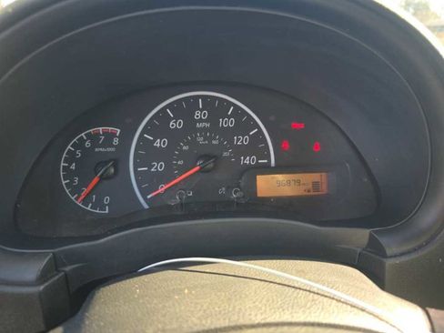 Used 2019 Nissan Versa S image 18