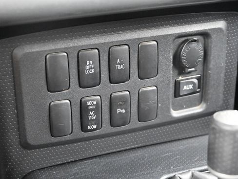 Used 2007 Toyota FJ Cruiser 4WD image 26