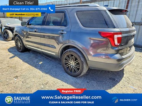 Used 2017 Ford Explorer XLT w/ Equipment Group 202A FWD image 3