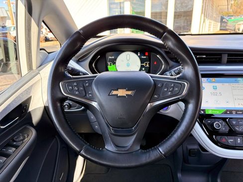 Used 2021 Chevrolet Bolt Premier w/ Infotainment Package image 8