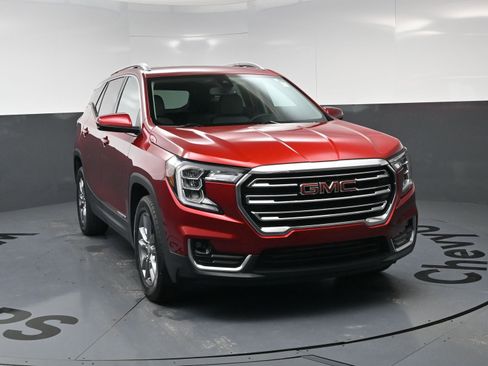 Used 2022 GMC Terrain SLT AWD/4WD image 3