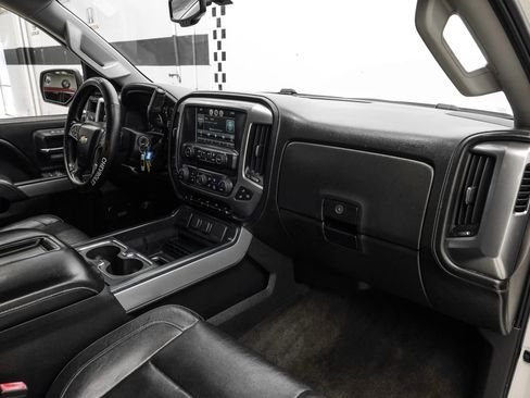 Used 2014 Chevrolet Silverado 1500 LTZ Z71 w/ LTZ Plus Package AWD/4WD image 17