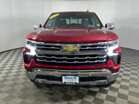Used 2023 Chevrolet Silverado 1500 LTZ AWD/4WD image 3