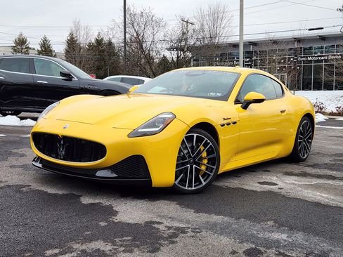 Used 2024 Maserati GranTurismo Modena image 1