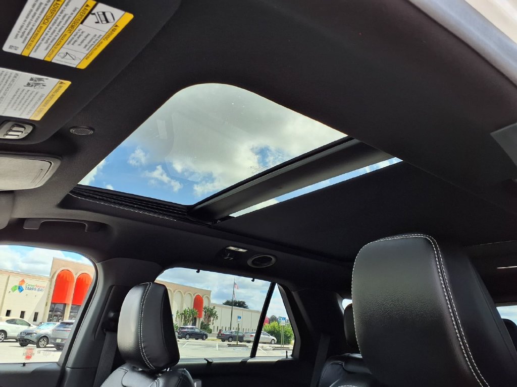 Used 2022 Ford Explorer ST w/ ST Street Pack AWD/4WD image 29