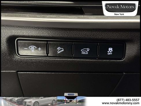 Used 2023 Kia Telluride EX w/ EX Captain's Chair Package AWD/4WD image 23