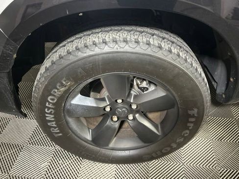 Used 2018 RAM 1500 Outdoorsman AWD/4WD image 38