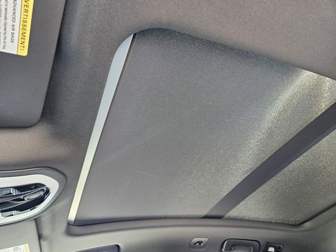 Certified 2025 Porsche Macan image 29