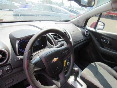 Used 2016 Chevrolet Trax LS FWD image 13