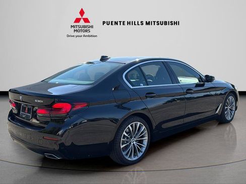 Used 2023 BMW 530i w/ Convenience Package RWD image 5