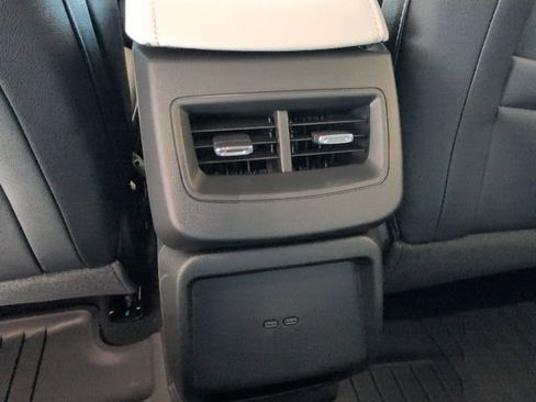 New 2026 Chevrolet Equinox EV LT AWD/4WD image 6