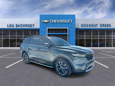 Used 2021 Kia Sorento EX w/ EX AWD X-Line Package image 2