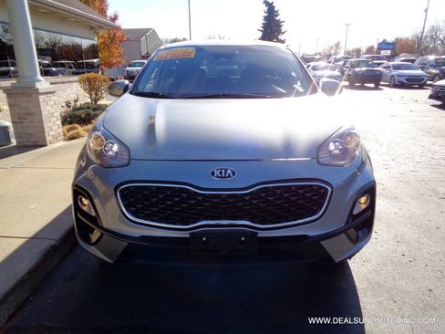 Used 2022 Kia Sportage LX AWD/4WD image 21