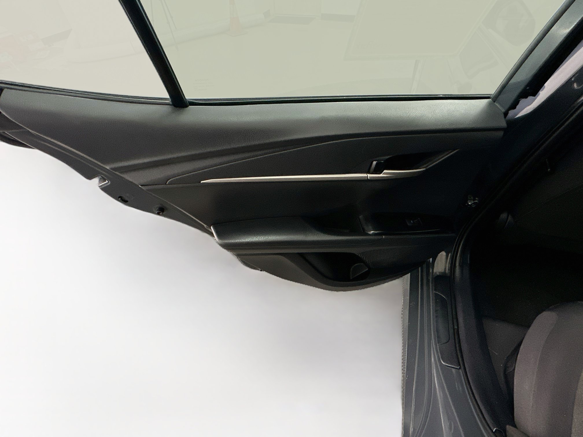 Used 2025 Toyota Camry LE FWD image 26