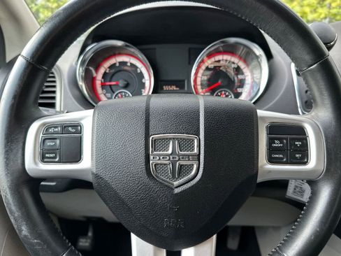 Used 2017 Dodge Grand Caravan SE w/ Power Window Group image 25