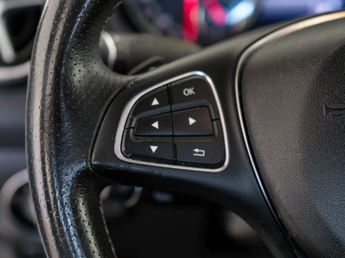 Used 2018 Mercedes-Benz CLA 250 image 16