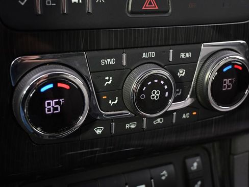 Used 2015 Chevrolet Traverse LT AWD/4WD image 31