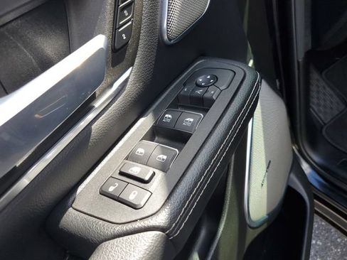 Used 2025 RAM 1500 Laramie w/ Night Edition AWD/4WD image 18
