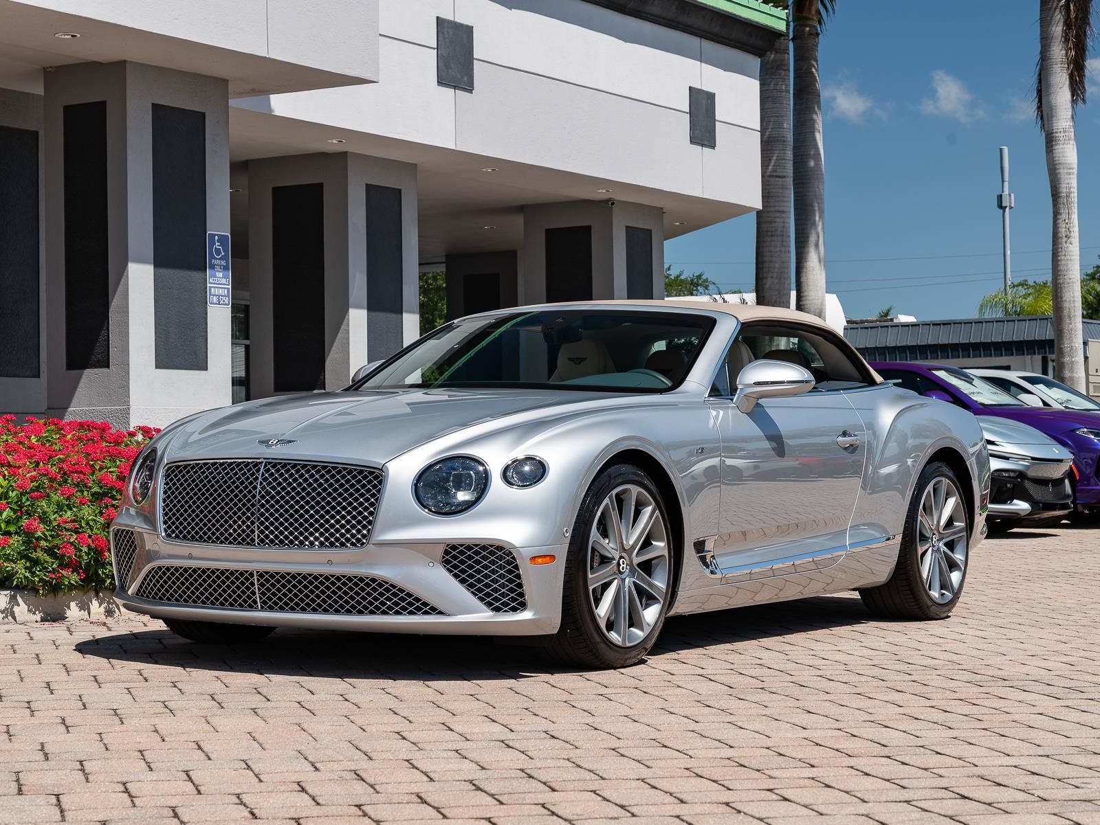 Used 2022 Bentley Continental GT AWD/4WD image 37