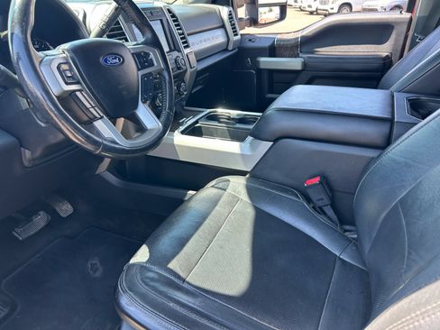 Used 2017 Ford F350 Lariat w/ Lariat Ultimate Package AWD/4WD image 10