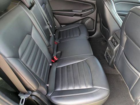 Used 2024 Ford Edge SEL AWD/4WD image 18