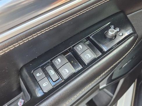 Used 2022 Jeep Wagoneer Series II RWD image 31