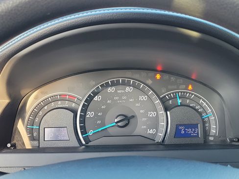 Used 2013 Toyota Camry LE image 23