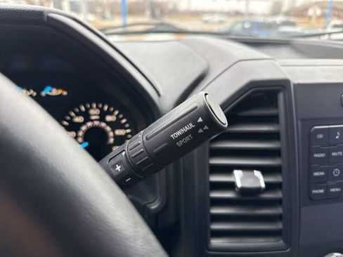 Used 2015 Ford F150 XL w/ Equipment Group 101A Mid image 25