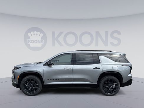 New 2026 Chevrolet Traverse RS image 2