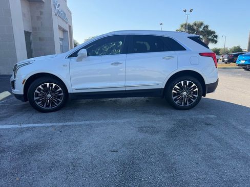 Used 2017 Cadillac XT5 Premium Luxury FWD image 6