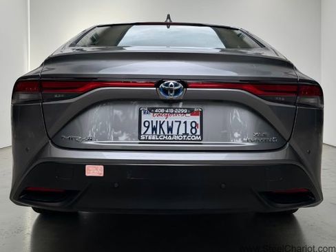 Used 2022 Toyota Mirai XLE w/ Advanced Technology Package image 5