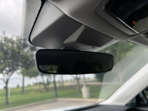 Certified 2026 Volkswagen Tiguan S FWD image 23