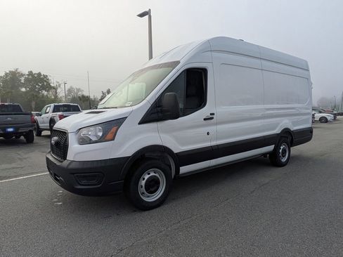 New 2026 Ford Transit 250 148 High Roof Extended w/ Load Area Protection Package RWD image 8
