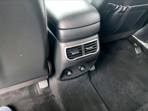 Used 2023 Hyundai Santa Fe SEL image 27