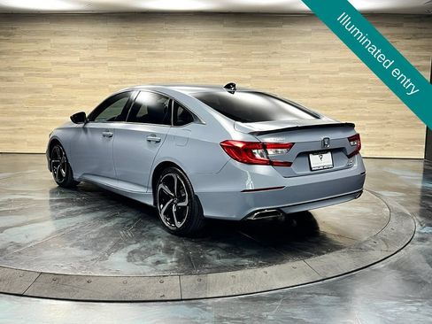 Used 2022 Honda Accord Sport image 12