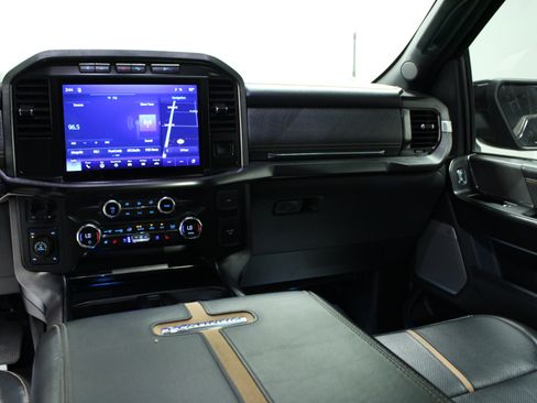 Used 2021 Ford F150 Platinum AWD/4WD image 19
