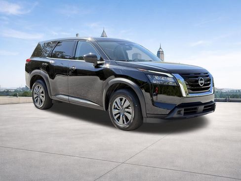 Certified 2025 Nissan Pathfinder S FWD image 25