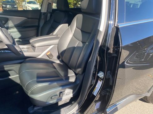 Used 2024 Nissan Murano SV image 13