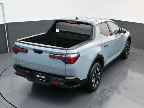 Used 2025 Hyundai Santa Cruz SE image 16