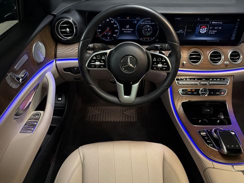 Used 2020 Mercedes-Benz E 350 Sedan image 13