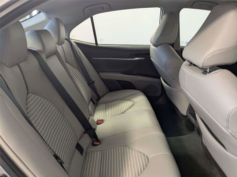 Used 2023 Toyota Camry SE FWD image 27